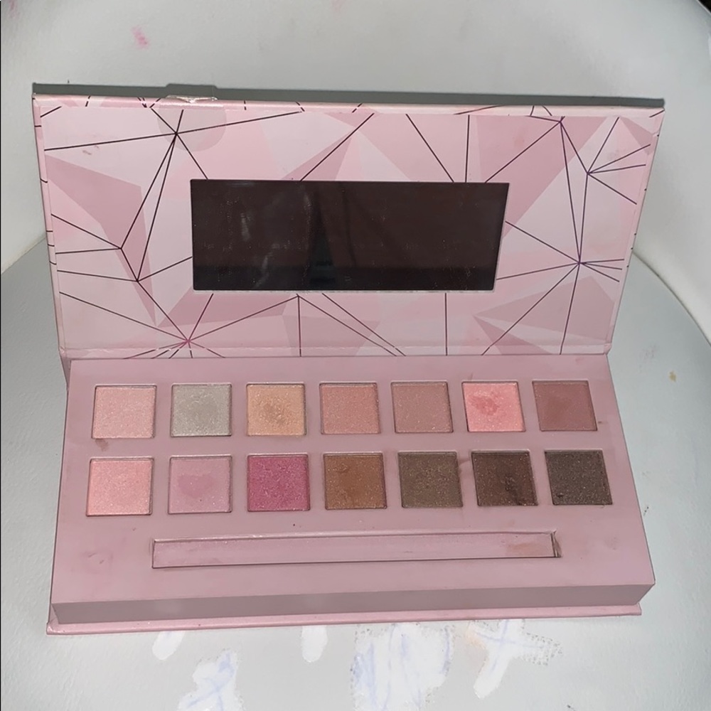Celestial rose shimmer eyeshadow